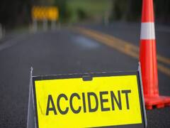 Accident: குஜராத்தில் லாரி மீது சொகுசு பேருந்து மோதி விபத்து... 6 பேர் உயிரிழப்பு...