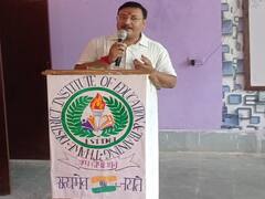 फास्टिंग में खाने के लिए बाजार से फल लेकर घर पहुंचे थावे डायट के लेक्चरर, कर ली खुदकुशी