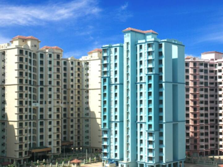 Maharashtra: 20 साल बाद फ्लैट मिलने की नौबत आई, 6 लाख के फ्लैट के 60 लाख मांग रहा MHADA, कहां से लाएं ये 75 लोग! Maharashtra Even after 20 years 75 people are suffering due to negligence of MHADA no one to listen Maharashtra: 20 साल बाद फ्लैट मिलने की नौबत आई, 6 लाख के फ्लैट के 60 लाख मांग रहा MHADA, कहां से लाएं ये 75 लोग!