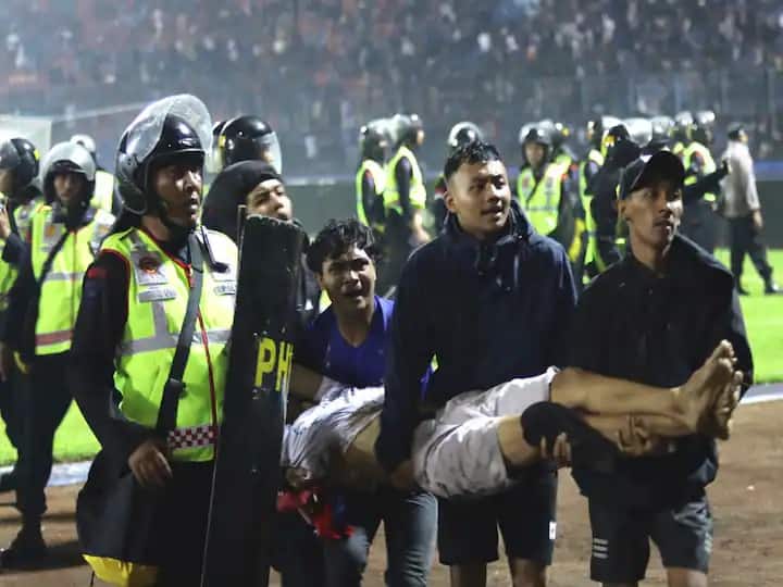 Indonesia Soccer Stampede Indonesia to demolish football stadium where crush killed 133 AFP News Agency Citing President Indonesia Stadium Stampede: જે ફુટબોલ સ્ટેડિયમમાં નાસભાગથી 133 લોકોના જીવ ગયા તે સ્ટેડિયમને તોડી પડાશે