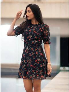 Srinidhi Shetty: పొట్టి గౌన్ లో 'కేజీఎఫ్' బ్యూటీ క్యూట్ లుక్స్!