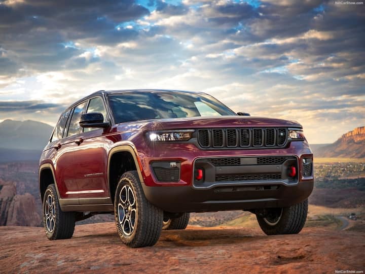 New Jeep Grand Cherokee 2022 To Launch Next Month In India Expected Price, Check More Details Jeep Grand Cherokee: సరికొత్తగా జీప్ గ్రాండ్ చెరోకీ, వచ్చే నెలలో భారత మార్కెట్లో లాంచ్!