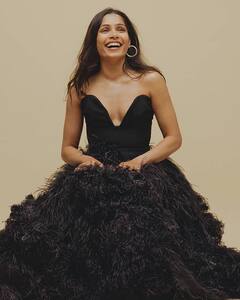 Freida Pinto: પોતાના પ્રથમ કો-સ્ટાર સાથે છ વર્ષ સુધી ડેટિંગ કર્યું, જાણો ફ્રિડા પિન્ટોની લવ લાઇફ વિશે