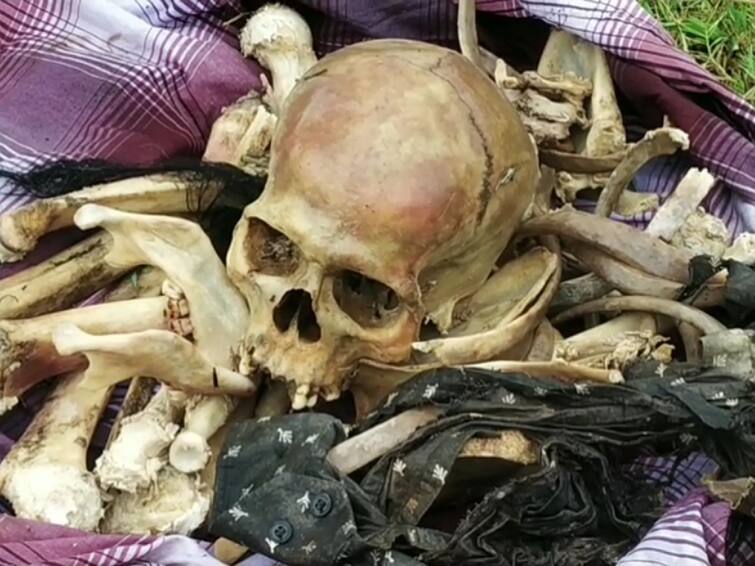 Kaniyakumari : Scattered skeletons near Palayaru in Suchindram area of Kanyakumari district TNN கன்னியாகுமரி: பழையாறு அருகே சிதறிக்கிடந்த எலும்புக்கூடுகள்...உடலை முட்புதரில் வீசிச் சென்ற நண்பர்கள்..!