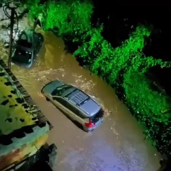 परतीच्या पावसानं पुण्याला झोडपलं!