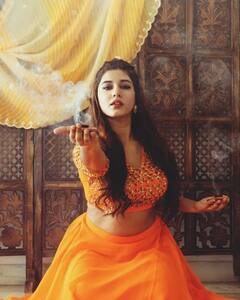 Vishnu Priya: రోజురోజుకీ రెట్టింపు అందంతో కనిపిస్తోన్న విష్ణు ప్రియ