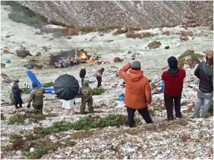 Kedarnath Helicopter Crash 7 dead bodies indentified by local authority Kedarnath Helicopter Crash: केदारनाथ हेलीकॉप्टर हादसे में सभी सात शवों की हुई पहचान, मृतकों में पांच महिलाएं शामिल