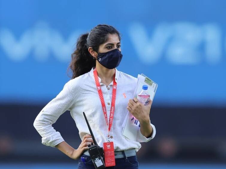 Who is Rajalakshmi Arora, the 'mystery girl' who went to Australia with Team India? Rajalakshmi Arora: टीम इंडियासोबत ऑस्ट्रेलियाला गेलेली 'मिस्ट्री गर्ल' राजलक्ष्मी अरोरा आहे तरी कोण?
