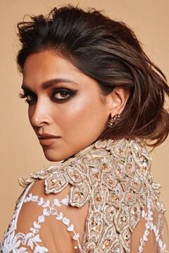 भारत में नहीं विदेशों में जन्मीं हैं ये एक्ट्रेस, Alia Bhatt और दीपिका भी हैं लिस्ट में शामिल