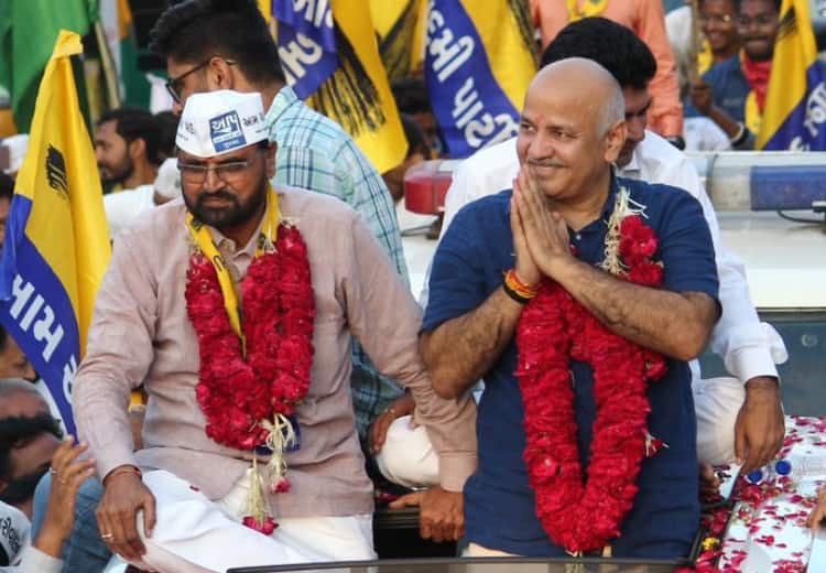 Manish Sisodia Slams BJP Govt in Gujarat during AAP Election Campaign in Ahmedabad give answer on Bilkis Bano and Soft Hindutva Gujarat में 'AAP'  इस बार BJP को क्यों दे सकती है मात? रोड शो में सिसोदिया ने गिनाए कारण, बिलकिस बानो और सॉफ्ट हिंदुत्व पर दिया ये जवाब