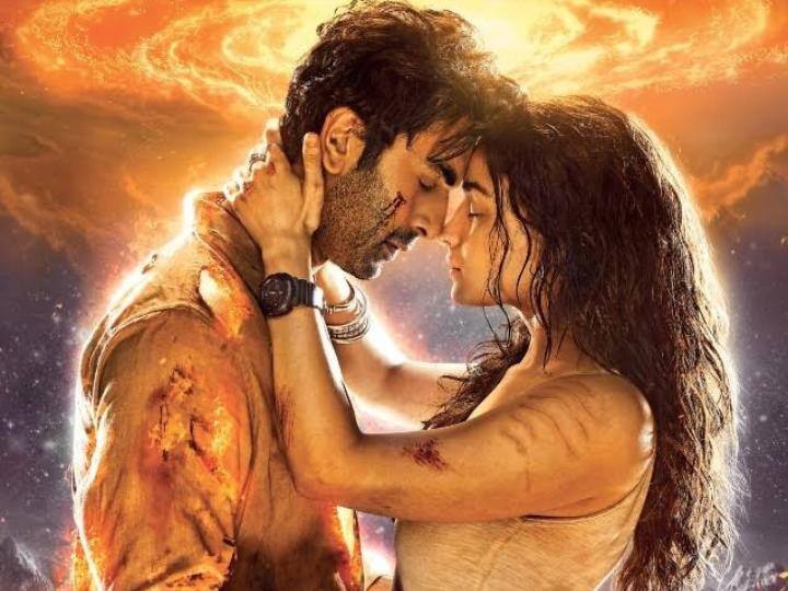 Alia Bhatt Ranbir Kapoor Brahmastra Likely OTT Release before diwali on Disney Plus Hotstar Brahmastra OTT Release: सिनेमाघरों के बाद ओटीटी प्लेटफॉर्म पर धमाल मचाएगी रणबीर-आलिया की ब्रह्मास्त्र, दिवाली से पहले ही दे देगी दस्तक!