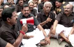 Chennai: AIADMK Cadre Led By EPS Detained For Staging Hunger Strike Without Police Permission