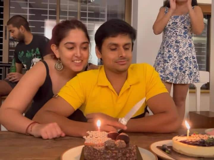 Aamir Khan daughter Ira Khan celebrates her fiance Nupur Shikhare birthday, see here pics Ira Khan ने खास अंदाज में सेलिब्रेट किया मंगेतर नुपुर शिखरे का बर्थडे, सामने आईं रोमांटिक तस्वीरें