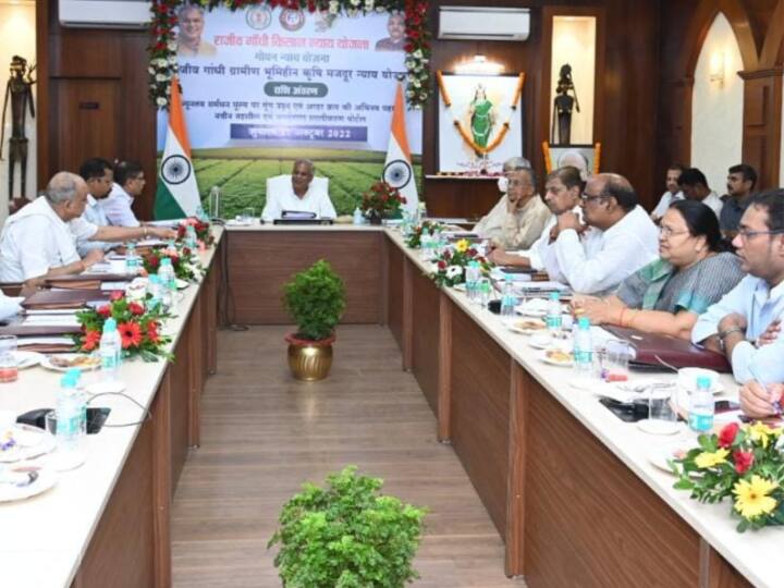 Chhattisgarh: भूपेश बघेल की कैबिनेट का बड़ा फैसला, राज्य में अब पीपीपी मॉडल पर संचालित होंगे कॉलेज In Chhattisgarh Colleges will now be operated on PPP model, State government announced ann Chhattisgarh: भूपेश बघेल की कैबिनेट का बड़ा फैसला, राज्य में अब पीपीपी मॉडल पर संचालित होंगे कॉलेज