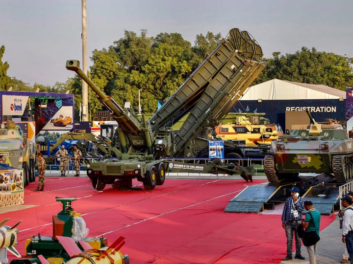 डिफेंस एक्सपो 2022 में दिखा भारतीय सेना का दमखम.