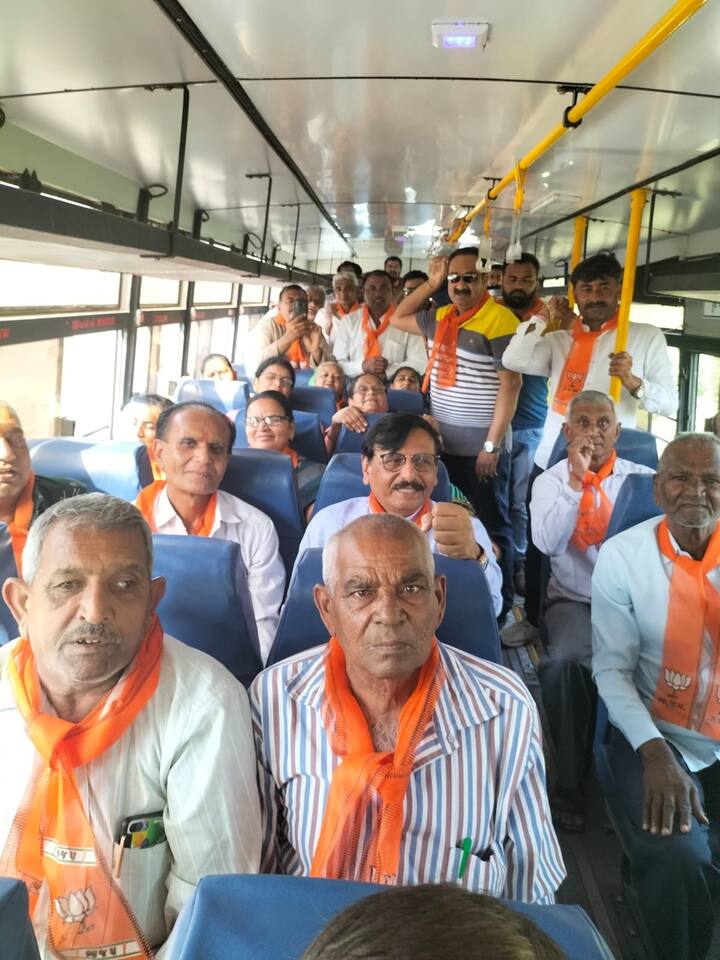 ભાજપના કાર્યકર્તાઓમાં મોદીની સભાને લઈ ઉત્સાહ હતો.