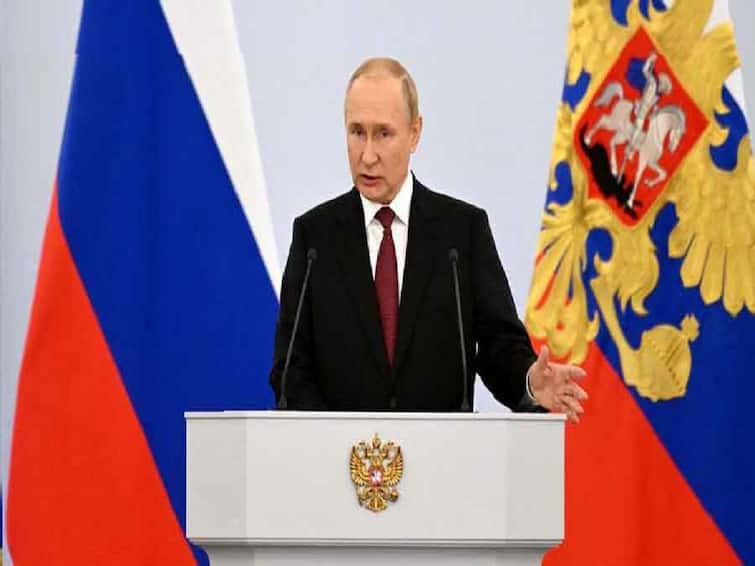 Vladimir Putin imposes martial law in 4 annexed Ukraine territories ரஷ்யா ஆக்கிரமித்த பகுதிகளில் ராணுவ சட்டம்.. அதிபர் புதின் அதிரடி