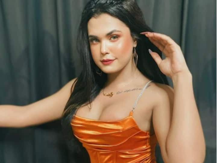 नशे में धुत युवक ने की ट्रांस-एक्ट्रेस Monti Roy के साथ छेड़छाड़, एक्ट्रेस ने सोशल मीडिया पर शेयर किया विडियो Drunk youth molested Trans-actress Monti Roy in public actress shared video नशे में धुत युवक ने की ट्रांस-एक्ट्रेस Monti Roy के साथ छेड़छाड़, एक्ट्रेस ने सोशल मीडिया पर शेयर किया विडियो