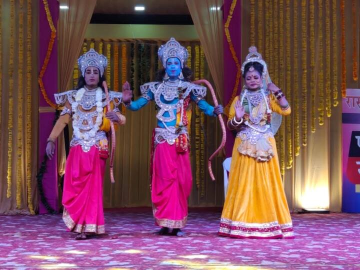 Udaipur Municipal Corporation organized Diwali fair cultural performances ANN Udaipur News: उदयपुर में नगर निगम ने किया दिवाली मेले का आयोजन, राम दरबार की झांकी से कलाकारों ने बांधा समा