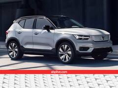 वॉल्वो की पहली इलेक्ट्रिक कार की डिलीवरी हुई शुरू, 'इस लग्जरी कार के फीचर्स भी हैं लग्जरी', देखें डिटेल्स