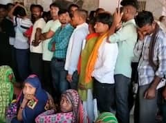 खाद की किल्लत से परेशान किसानों ने लगाया जाम, इस वजह से नहीं मिल रही थी खाद