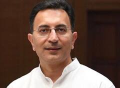 लखनऊ में PWD मंत्री जितिन प्रसाद खराब निर्माण देख भड़के, सड़क पर अफसरों को लगाई फटकार