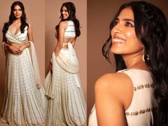 Malavika mohanan : பூவே காதல் பூக்கும் பூவே...நடிகை மாளவிகா மோகனின் க்யூட் க்ளிக்ஸ் !