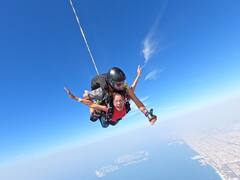 Nazriya Nazim : பறக்க பறக்க துடிக்கிதே..நடுவானில் பறந்த நடிகை நஸ்ரியா!