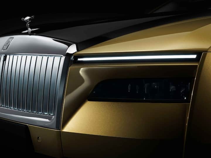 Spectre’s split headlight treatment is intersected by the widest grille ever bestowed on a Rolls-Royce. The vanes of the Pantheon grille are smoother in section and a flusher fit, designed to help guide the air around the motor car’s front. [Image Credit: Rolls-Royce]