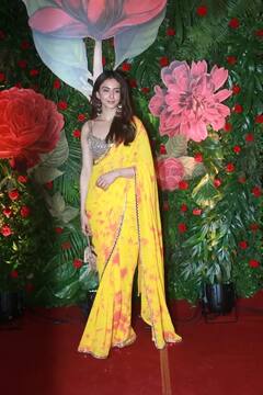 Diwali 2022: બૉયફ્રેન્ડ સાથે સજી-ધજીને દિવાળી પાર્ટી કરવા પહોંચી Rakul Preet Singh, જુઓ ટ્રેડિશનલ લૂકની તસવીરો