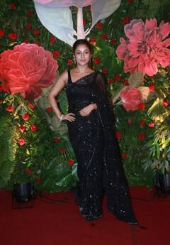 ਰਮੇਸ਼ ਤੋਰਾਨੀ ਦੀ ਦੀਵਾਲੀ ਪਾਰਟੀ 'ਚ ਪਹੁੰਚੀ ਸ਼ਹਿਨਾਜ਼ ਗਿੱਲ, ਕਾਲੀ ਸਾੜੀ 'ਚ ਲੱਗ ਰਹੀ ਸੀ ਖੂਬਸੂਰਤ, ਵੇਖੋ ਤਸਵੀਰਾਂ