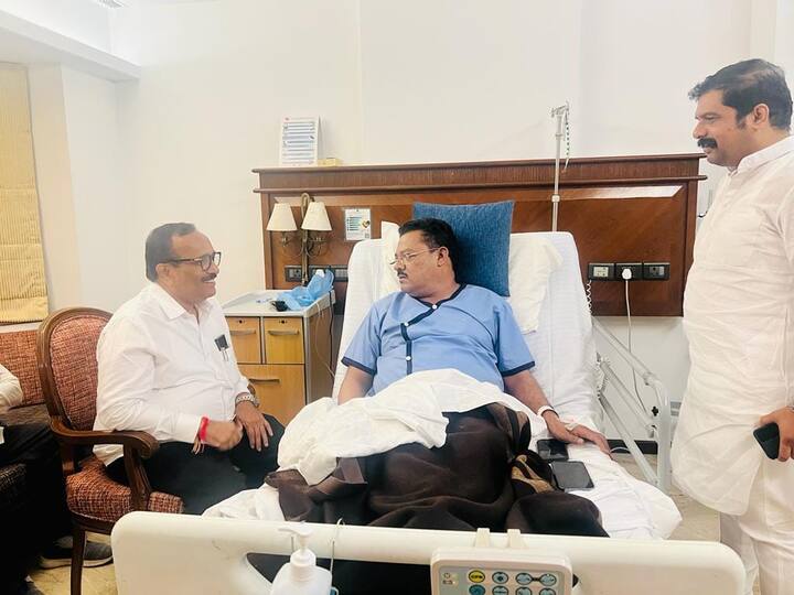 मुख्यमंत्र्यांसह सहकार मंत्री अतुल सावे यांनी देखील शिरसाठ यांची भेट घेऊन प्रकृतीची विचारपूस केली.