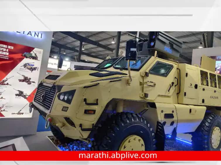 Indigenous M-4 combat vehicle on display at Defense Expo 2022 -deployed in eastern Ladakh Defense Expo 2022 : डिफेन्स एक्स्पोमध्ये स्वदेशी एम-4 लढाऊ वाहन प्रदर्शित, पूर्व लडाखमध्ये आहे तैनात
