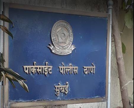 A well educated unemployed youth cheated of Rs 3 lakh with TC job in Railways Mumbai Crime : रेल्वेत टीसीची नोकरीचं आमिष दाखवून फसवणूक, सुशिक्षित बेरोजगार तरुणाला तीन लाख रुपयांचा गंडा