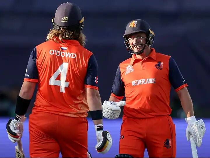 UAE Win Over Namibia Moves Netherlands To T20 World Cup 2022 Super-12 Round Here Raed The Latest News T20 World Cup 2022: નેધરલેન્ડે રચ્યો ઈતિહાસ, નામીબિયા પર UAEએ જીત મેળવતાં સુપર-12માં પહોંચી ડચ ટીમ