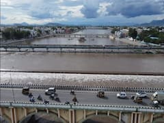 Madurai : பருந்து பார்வையில் மதுரை வைகை ஆற்றின் அழகிய புகைப்படங்கள்!