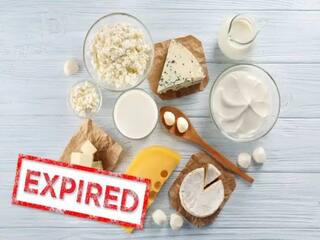 Expired Food: એક્સપાયરી ડેટ બાદ ભૂલથી પણ ન ખાઓ આ ફૂડ, થાય છે આ ગંભીર નુકસાન