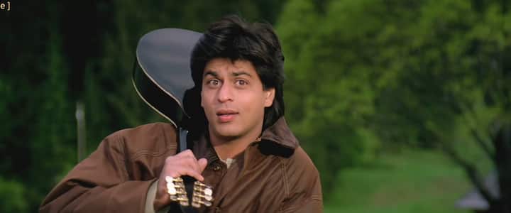 ‘Dilwale Dulhania Le Jayenge’ has one of the most hit songs of all time, that are popular even today. From ‘Mehendi Laga Ke Rakhna’ to ‘Tujhe Dekha To Ye Jaana Sanam’, the songs do not just please the ears but cling to the soul.