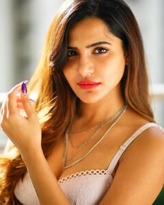 Ashu Reddy: డ్రెస్సింగ్లో హాలీవుడ్ తారలతో పోటీ పడుతున్న అషూ రెడ్డి