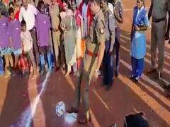 Chennai : கண்ணகி நகரில் சிறார் மன்றம்..! கால்பந்து விளையாடி திறந்து வைத்த தாம்பரம் காவல் ஆணையர்