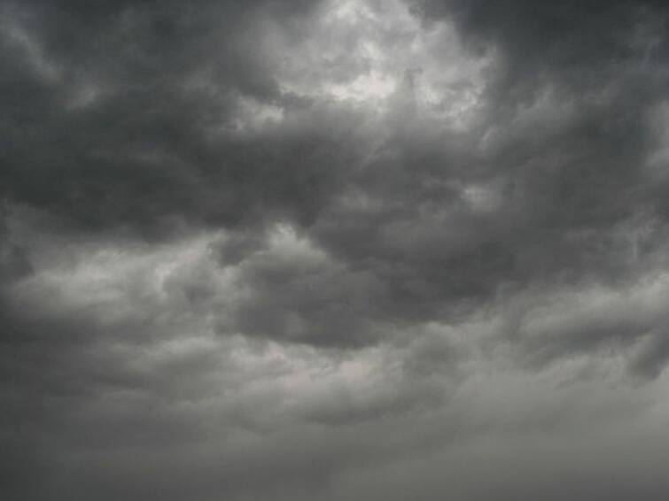 Clouds of disaster are approaching in the sea, there is danger of damage to coastal areas Weather Update: সাগরে ঘনাচ্ছে দুর্যোগের মেঘ, উপকূলবর্তী এলাকায় ক্ষয়ক্ষতির আশঙ্কা