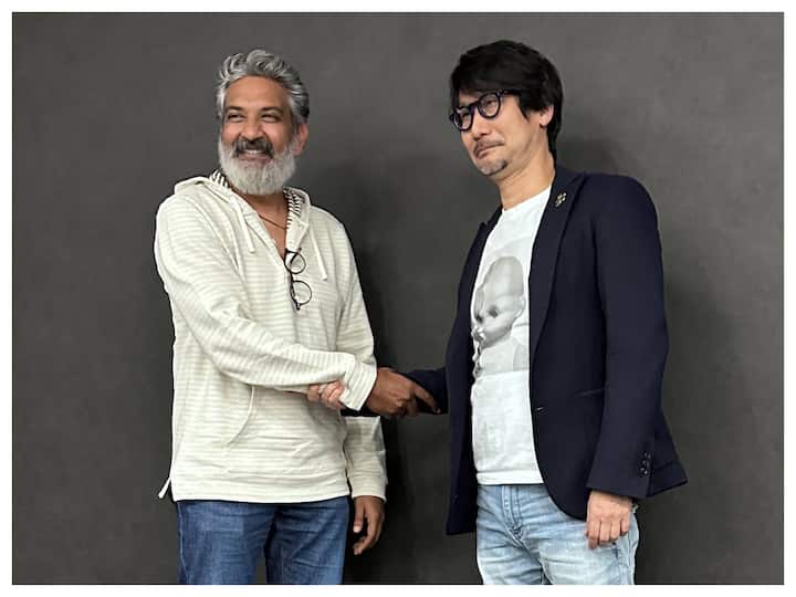 SS Rajamouli Meets Video Game Creator Hideo Kojima In Japan, Gets 'Scanned' 'RRR' Director SS Rajamouli Meets Video Game Creator Hideo Kojima In Japan, Gets 'Scanned'