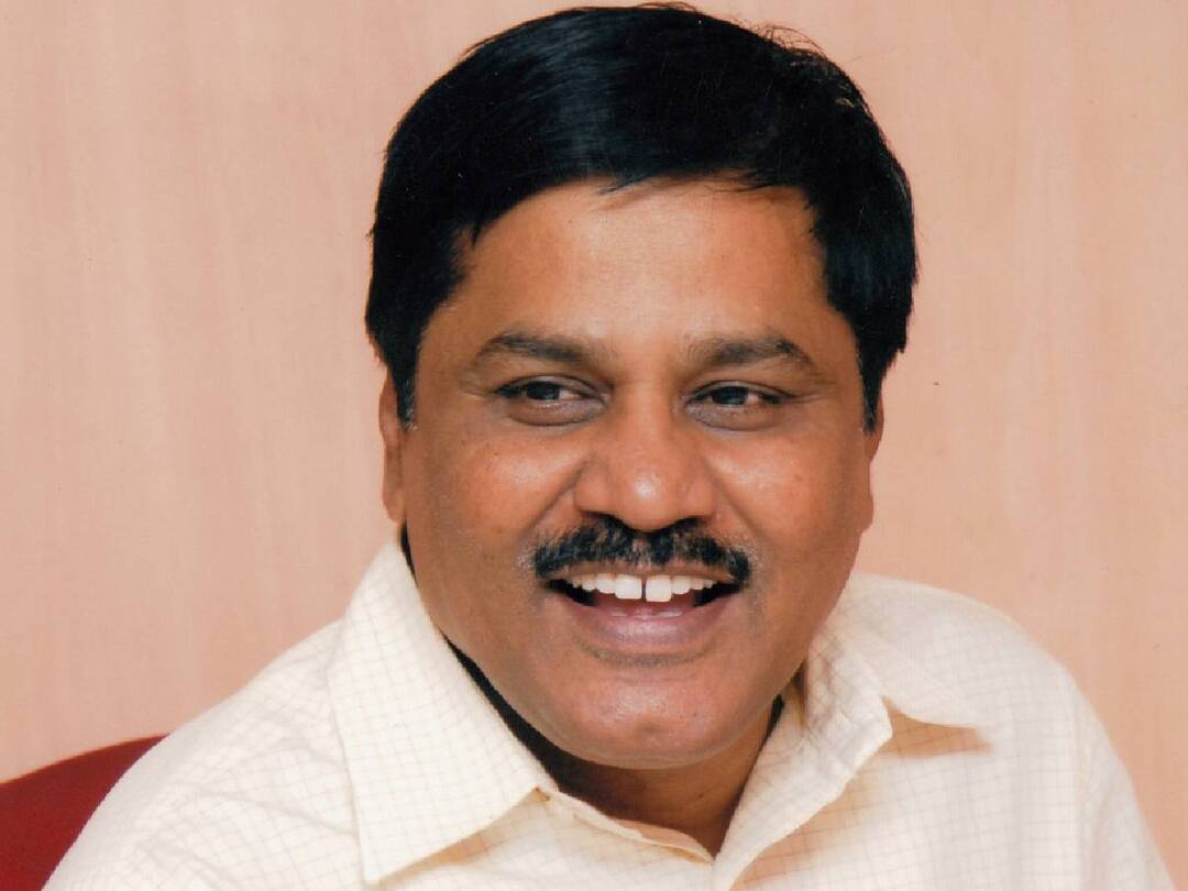 திமுக செய்தி தொடர்பாளர் கே.எஸ். ராதாகிருஷ்ணன் அனைத்து பொறுப்புகளிலிருந்தும் நீக்கம்