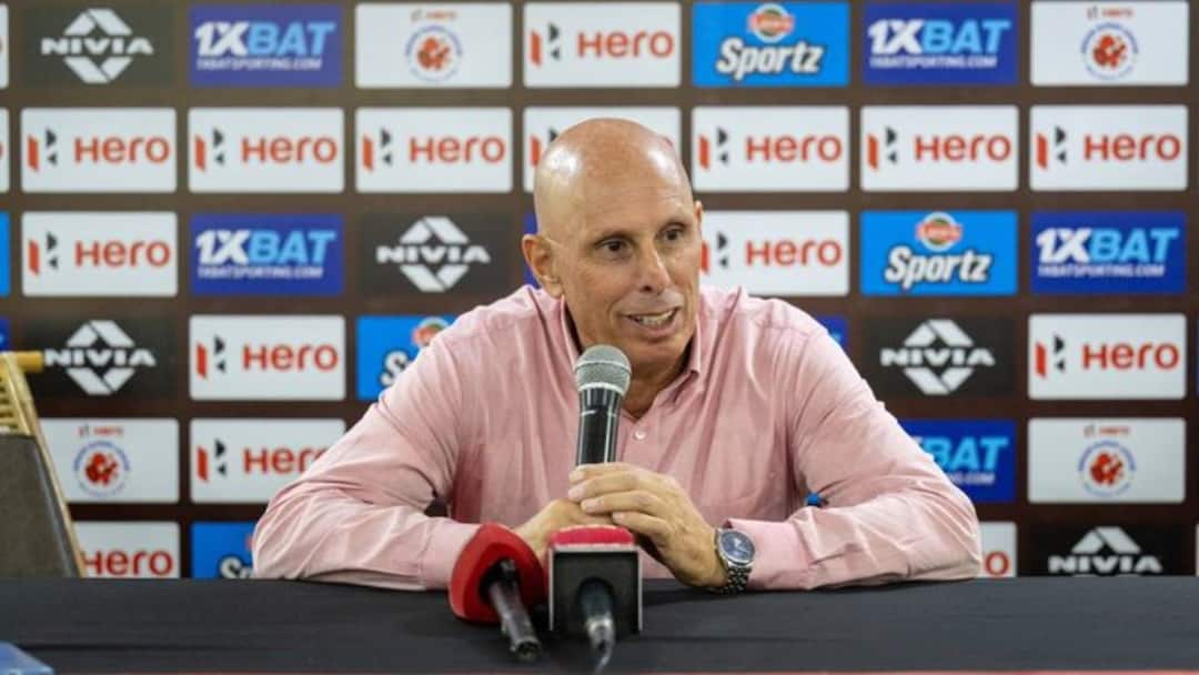 ISL: ডার্বির আগে জয় পেয়েই সবুজ মেরুনকে সতর্কবার্তা দিয়ে রাখলেন ইস্টবেঙ্গল কোচ East Bengal boss Stephen Constantine not worried with late goal conceded but gives warning to ATK Mohun Bagan ISL: ডার্বির আগে জয় পেয়েই সবুজ মেরুনকে সতর্কবার্তা দিয়ে রাখলেন ইস্টবেঙ্গল কোচ