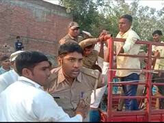 तालाब से अवैध कब्जा हटाने पहुंची राजस्व टीम के सामने बवाल, दो पक्ष आपस में भिड़े, पुलिस कर्मियों से भी की बदसलूकी