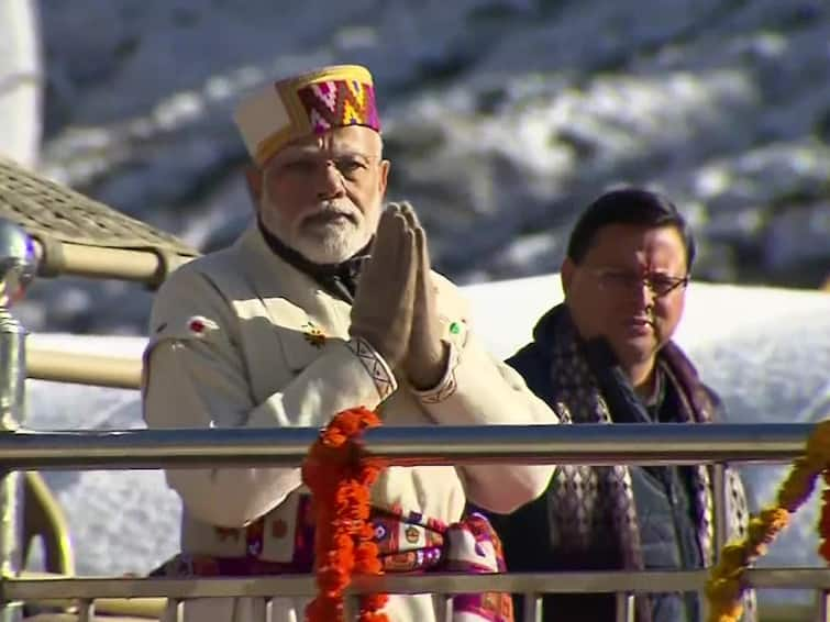 PM In Uttarakhand: Modi To Launch Projects Worth Rs 3,400 Crore To Boost Connectivity PM In U'khand: Modi Offers Prayers At Badrinath After Laying Foundation Stone For Ropeway Project At Kedarnath