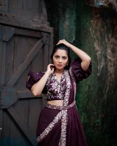 Sonalee Kulkarni : अभिनेत्री सोनाली कुलकर्णीचे नवे फोटो पाहून तुम्हीही म्हणाल, ‘अप्सरा आली...’