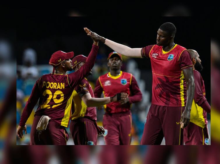 T20 World Cup 2022 WI vs IRE Match Highlights Ireland Won by 9 Wickets Against West Indies WI Out of T20 WC ireland Enters in Super 12 WI vs IRE T20 WC 2022 : सर्वाधिक वेळा विश्वचषक विजेता संघ यंदा सुपर 12 पूर्वीच स्पर्धेबाहेर, वेस्ट इंडीजचा आयर्लंडकडून 9 विकेट्सने पराभव