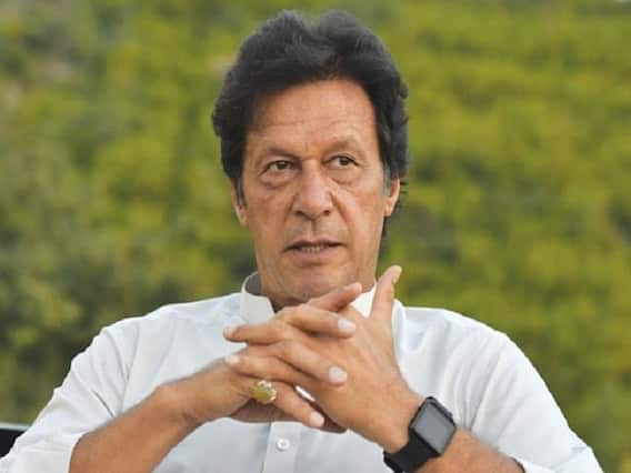 Pakistan: इमरान खान की संसद सदस्यता छिनने के बाद पाकिस्तान में बवाल, इस्लामाबाद एक्सप्रेस-वे किया ब्लॉक..चली गोली Pakistan: इमरान खान की संसद सदस्यता छिनने के बाद पाकिस्तान में बवाल, इस्लामाबाद एक्सप्रेस-वे किया ब्लॉक..चली गोली