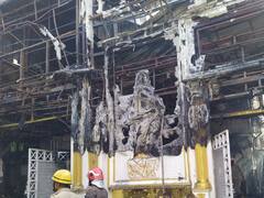 Delhi Fire: दिल्ली के रोहिणी सेक्टर-3 में धू-धूकर जला बैक्वेट हॉल, देखें तस्वीरें